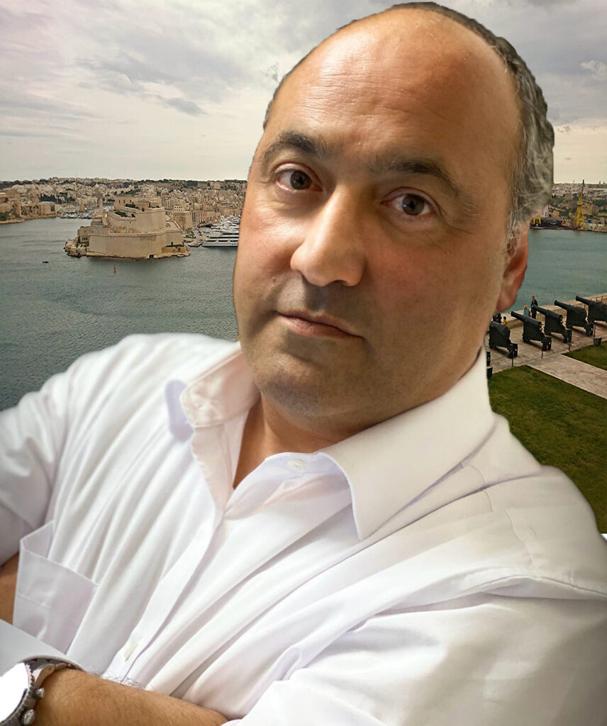 Simon DeBono